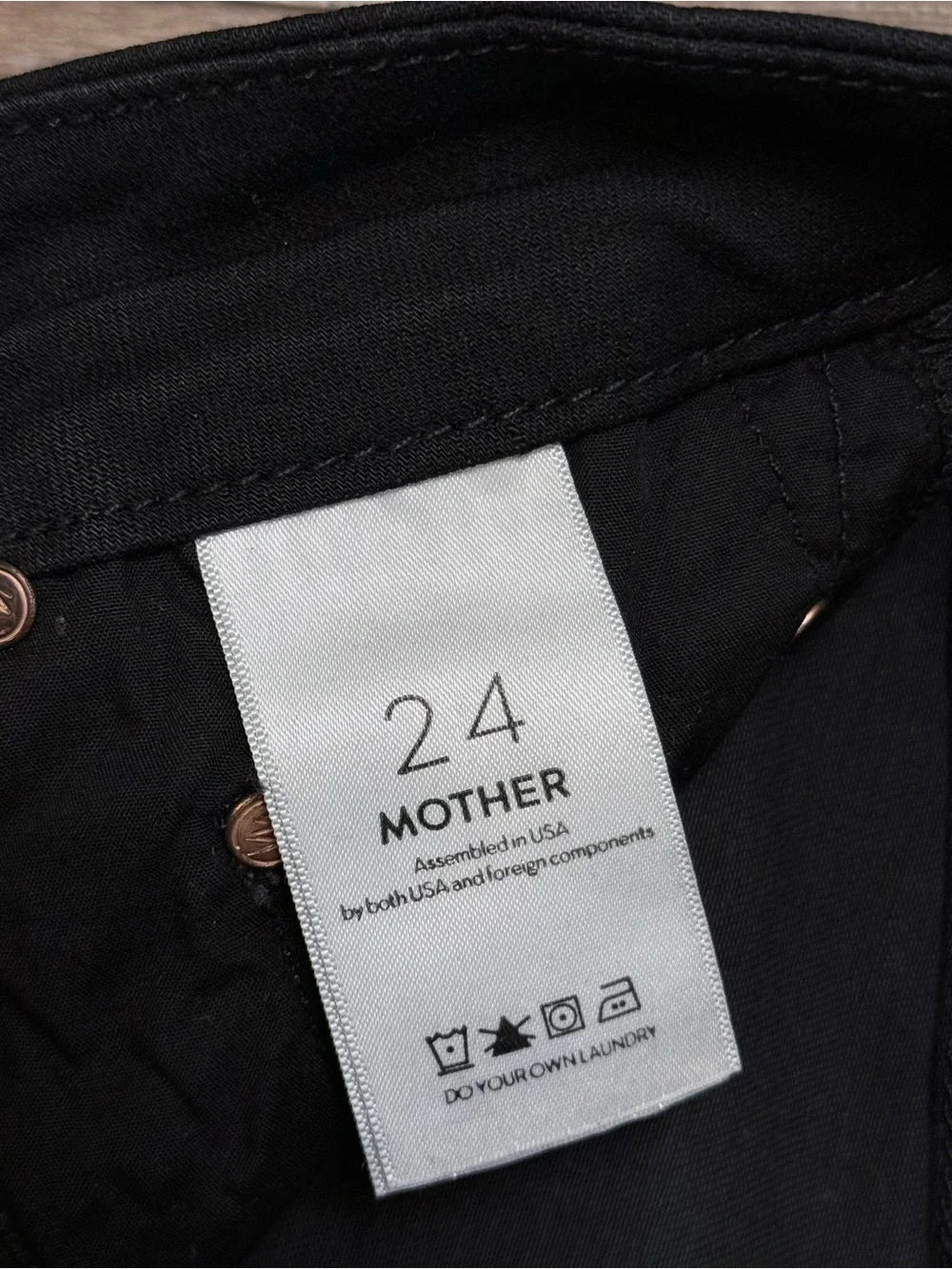 MOTHER The Looker Ankle Fray Jeans 24 black raw hem skinny